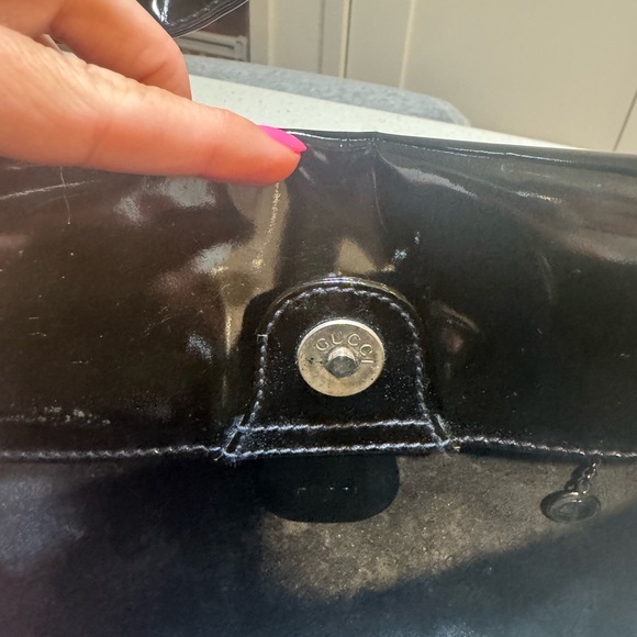 SOLD 🛑 Gucci Vintage Patent Leather Shoulder Bag  
Y2K Interlocking GG w/ COA - Picture 8 of 12